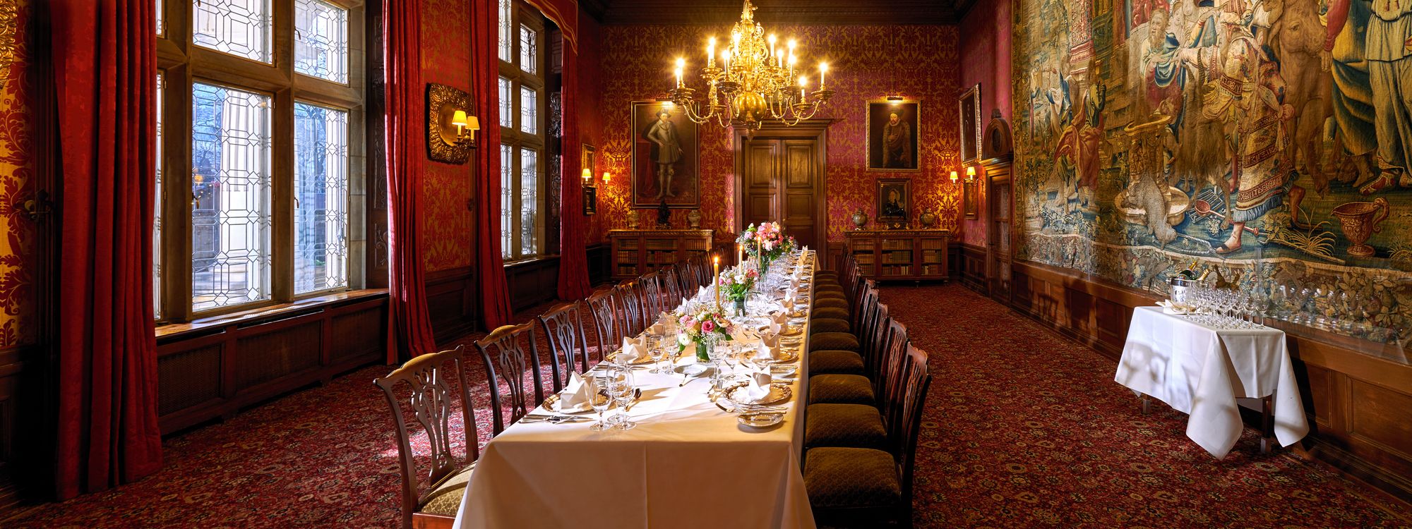 9-Roter Salon.jpg