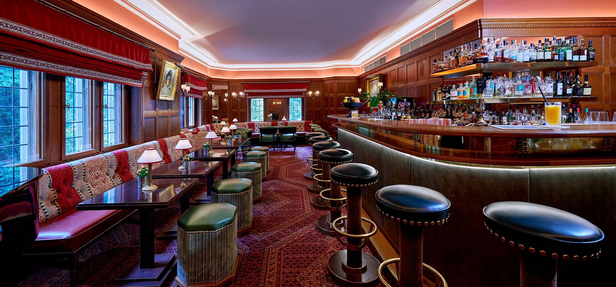 SHK_bar_03.jpg